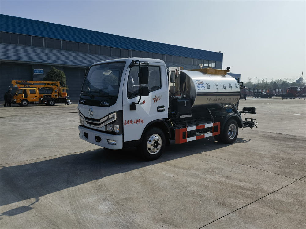 東風3方智能型瀝青灑布車【藍牌】